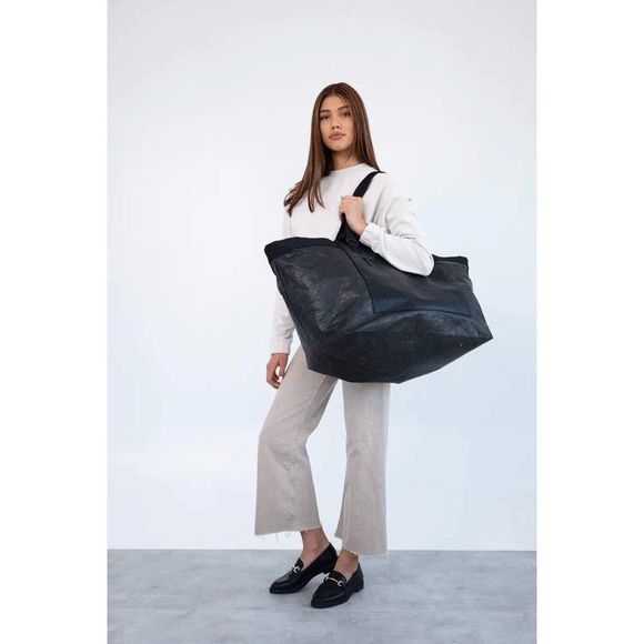 NWT Beis XL Tote Bag in Black - Picture 8 of 10